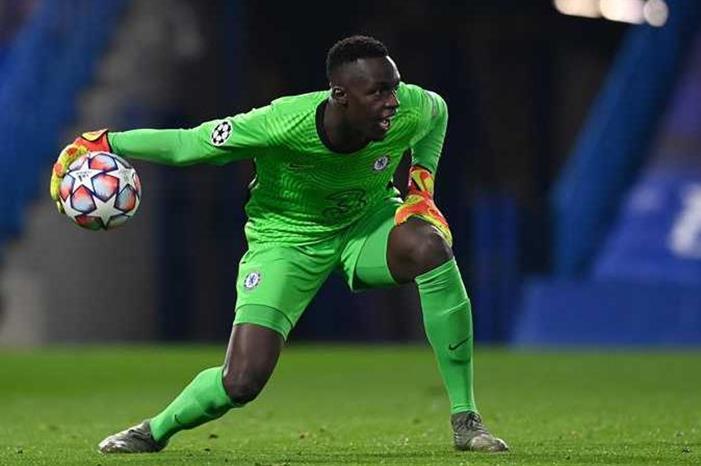 ميندي يرفض عرض تشيلسي لشعوره بعدم الاحترام! 1486216_0