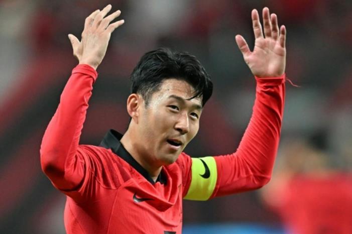 سون يتوج بجائزة أفضل لاعب في كوريا الجنوبية d22787ab85cd1e4eb11b10e3efd2df2d