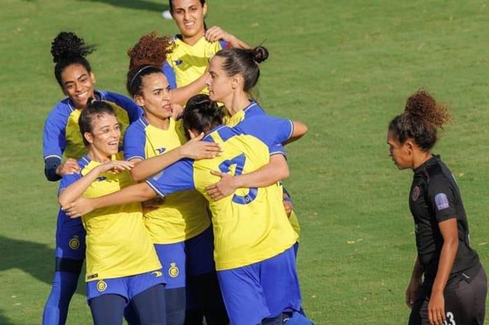 النصر ينفرد بصدارة الدوري السعودي للسيدات سيدات-النصر-877x492