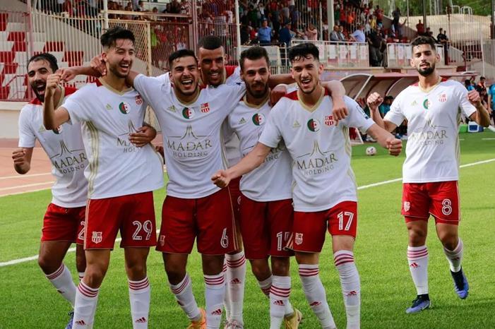 بلوزداد يتوج بلقب بطل الشتاء في الجزائر 4456