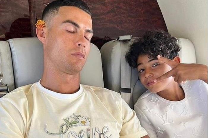 حقيقة فشل انتقال رونالدو للنصر السعودي بسبب ابنه! 63ac038942360435ef69b276