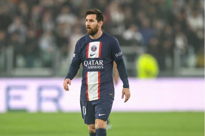 ميسي يثبت الولاء لباريس سان جيرمان 63ad8b464236041ae774142f