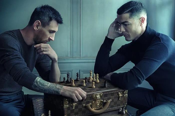 جماهير الهلال تطالب بالتعاقد مع ميسي 12