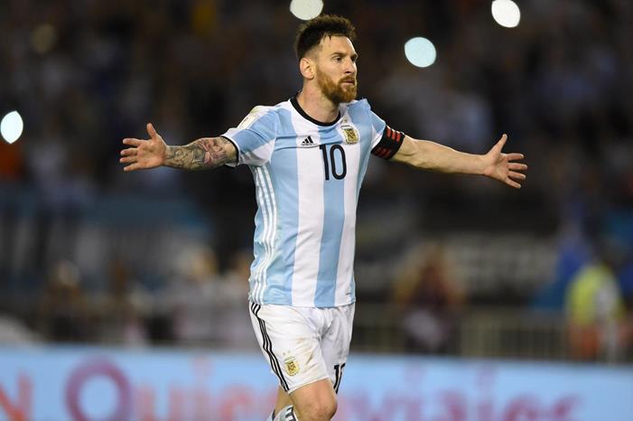 البرغوث ينتظر حدثاً تاريخياً الليلة image