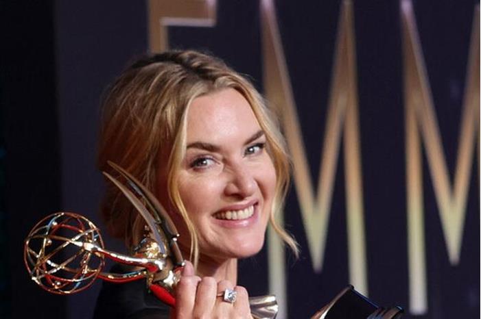 نجمة فيلم تيتانيك تتحدث عن رجل استثنائي في منتخب إنجلترا 638dbbaa4236041585093f95