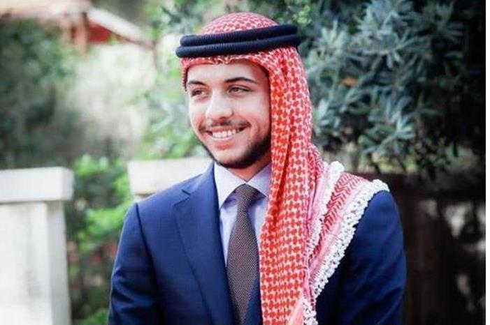 شاهد : فرحة ولي العهد مع منتخب النشامى بعد فوز المغرب - فيديو 112022302290123317528