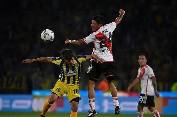 ريفر بليت يودع كأس الدوري الأرجنتيني 20231210124219106DC