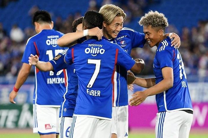 يوكوهاما وشاندونج يتأهلان لثمن نهائي دوري أبطال آسيا mhmed_aziz_january_1_1_2019_january_koo_1_ahmed_hassan_f0b7kdmacaetmrf