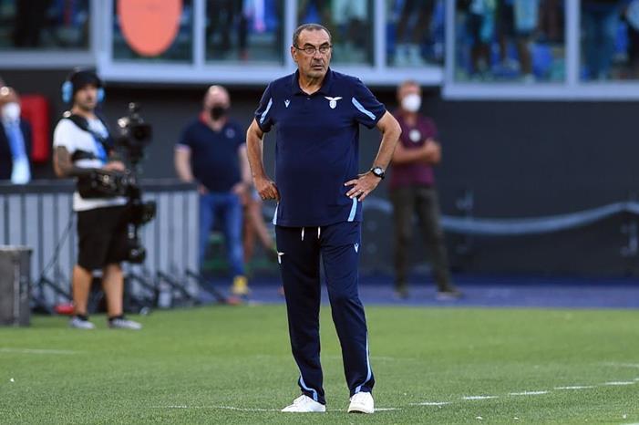 ساري يتحدى برشلونة GettyImages-1337416203