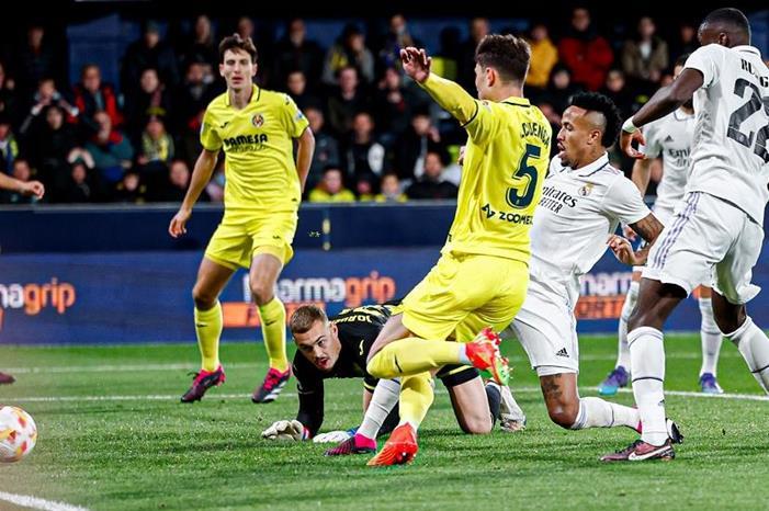 amr_11_fm3bgi6xgaeqmgd