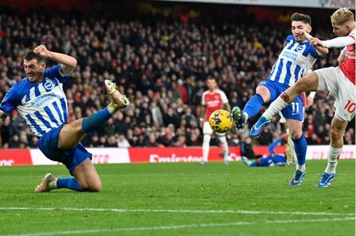 آرسنال يتصدر ترتيب الدوري الإنجليزي بعد فوز على برايتون I3cJD4H2hLBIYRGHZjG7LTNkD2br3sq8AFHLDB8p