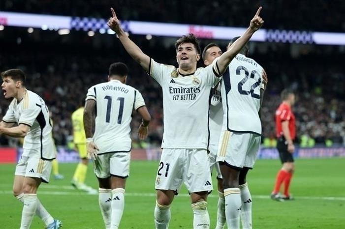 الريال يكتسح فياريال برباعية نارية ويتصدر ترتيب الدوري الإسباني 20231218156223131W