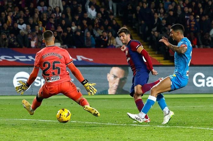 main_image65835c378ce7e