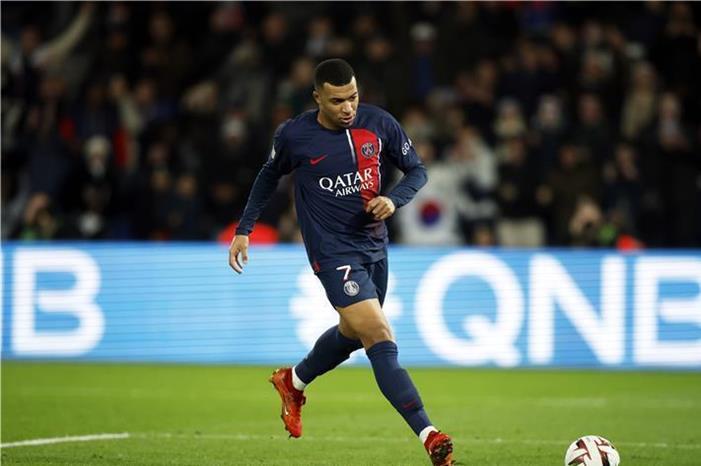 epa_soccer_2023-12_2023-12-20_2023-12-20-11039377_epa