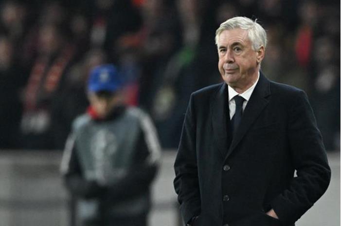 658fdfd74c59b710dd5d38e5