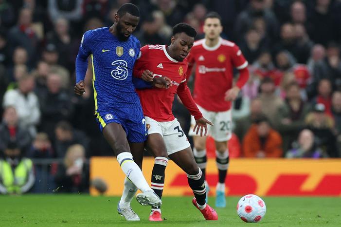 935676-مانشستر-يونايتد-ضد-تشيلسي-(8)