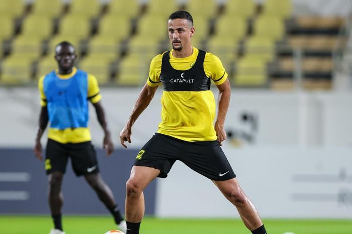 اتحاد جدة يعلن غياب لويس فيليبي عن مونديال الأندية 1200_4837b63ee8