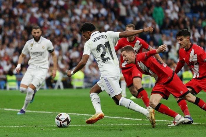 تأكد غياب فينيسيوس عن مواجهة إشبيلية 20231007_173649