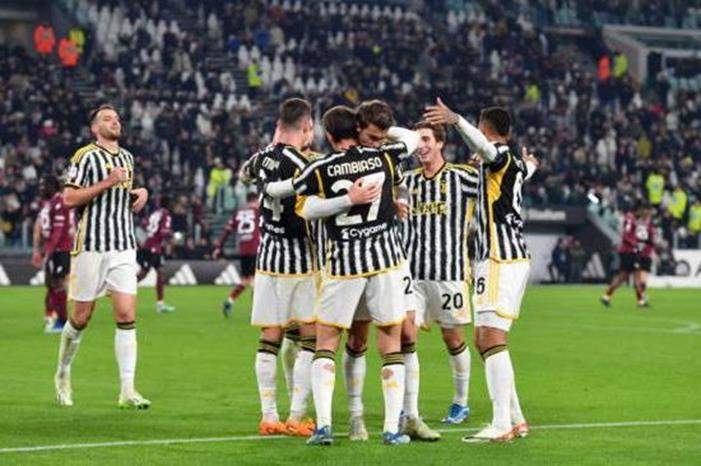 صفقة تبادلية تلوح في الأفق بين نابولي ويوفنتوس يوفنتوس-2