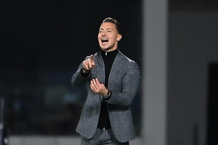 يايسله يستعيد كيسيه ضد الشباب وثنائي الأهلي مهددان بالغياب 410306