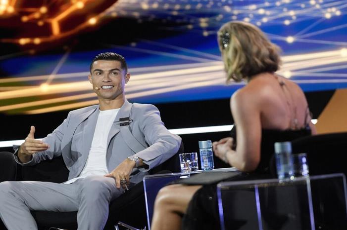 676fb93a4c59b713eb4e376a