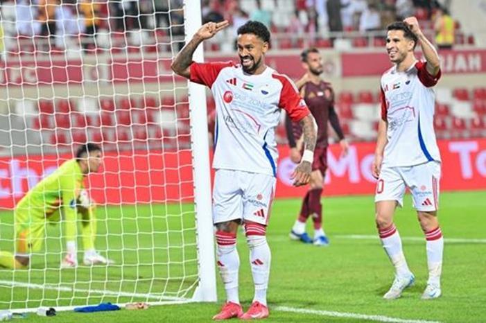 الشارقة يبلغ نصف نهائي كأس الإمارات بعد اكتساح الوحدة.. فيديو الشارقة