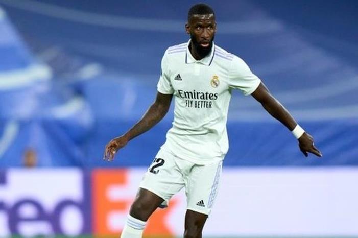 ريال مدريد بصدد كسر قاعدته الصارمة مع أعتى أساطيره من أجل روديجير! أنطونيو-روديجير