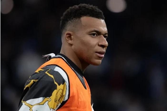 6e38c6cb-f446-4a40-9cdf-bc9631c7c612