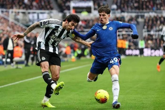 d0885f6b-4de3-4eef-b8bb-13a4a1865875