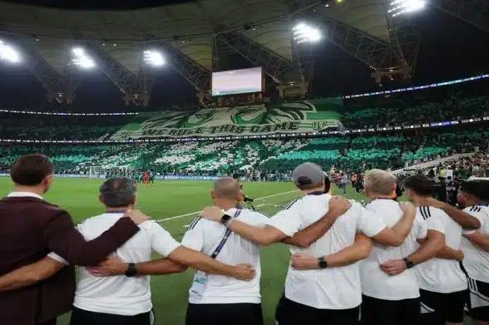 81eca2e4-e52a-4bd4-8c9e-6373c5e07c40