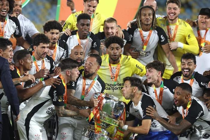 corinthians-celebra-titulo-da-copa-do-brasil-10752_1200x900