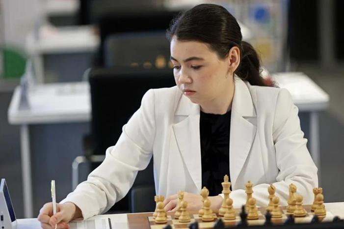 695169c842360423c957b948