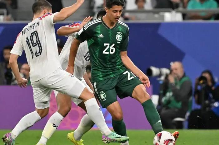 a5695ffa-0e35-481c-a940-042c71f2af42