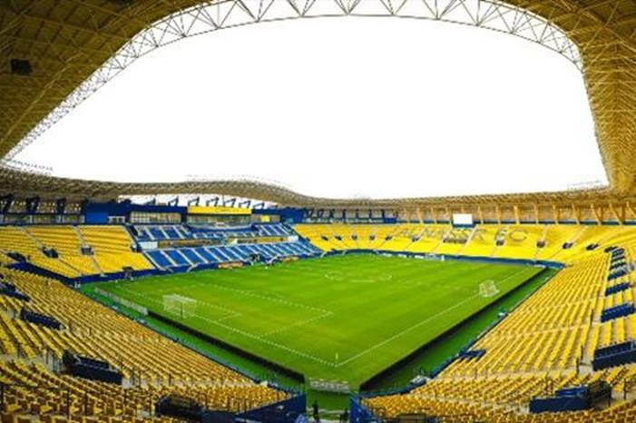 ملعب النصر الجديد يتحول إلى منتزه للشباب AB11860C41258