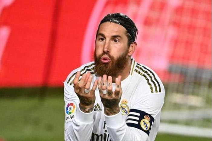 راموس باق في ريال مدريد 1-1414212