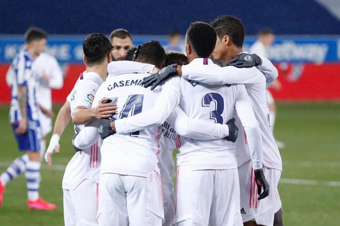 لاعبي-ريال-مدريد