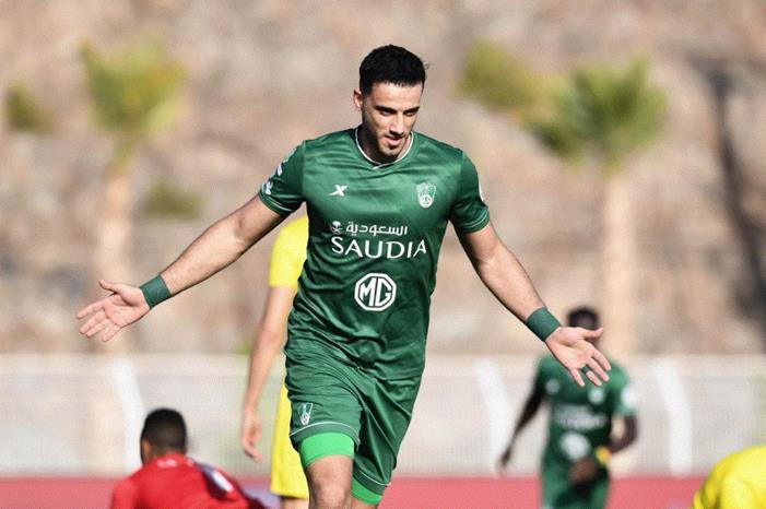 عمر السومة لجماهير الأهلي : الوضع مأساوي عمر-السومة-الأهلي-السعودي