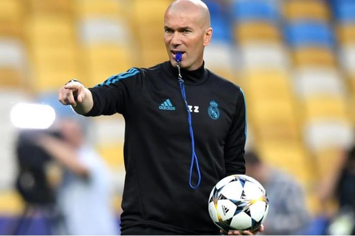 ريال مدريد يستعيد مدرّبه بعد تعافيه من كورونا 76cf586c-3421-449b-bfa6-7ac3cc76ecc1