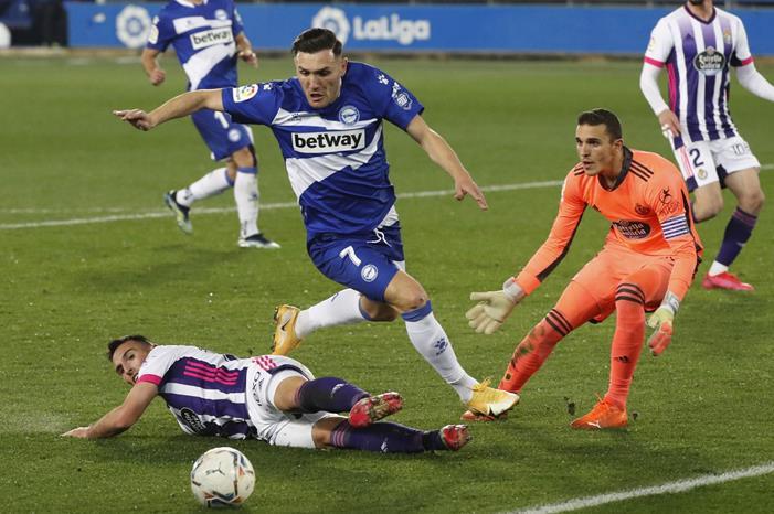 انطلاق جولة جديدة من الدوري الإسباني f18cde86bf6a02b5167077f02790ccfeef23bbd1-scaled