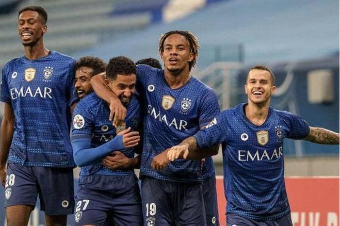 الهلال ينجح في ضم صفقته البرازيلية المدوية 1-1378556