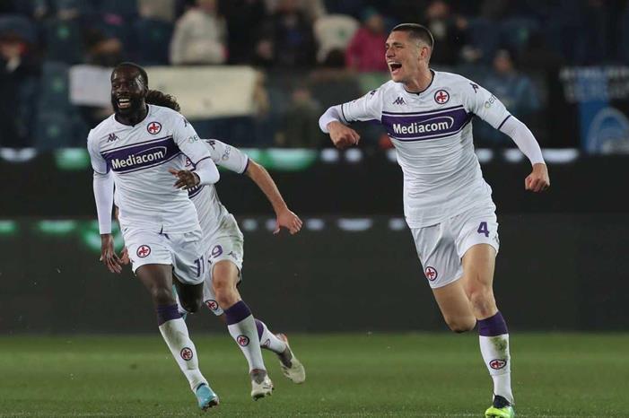 milenkovic.fiorentina.2021.22.esulta.bergamo.1400x840