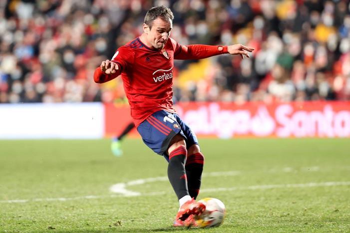 أوساسونا يحقق فوزا صعبا في الدوري الإسباني rayo-vallecano-v-ca-osasuna-la-liga-santander