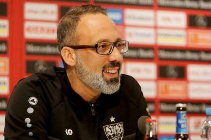 شتوتجارت لا يفكر في إقالة ماتاراتسو image_750x_6030051143bd4