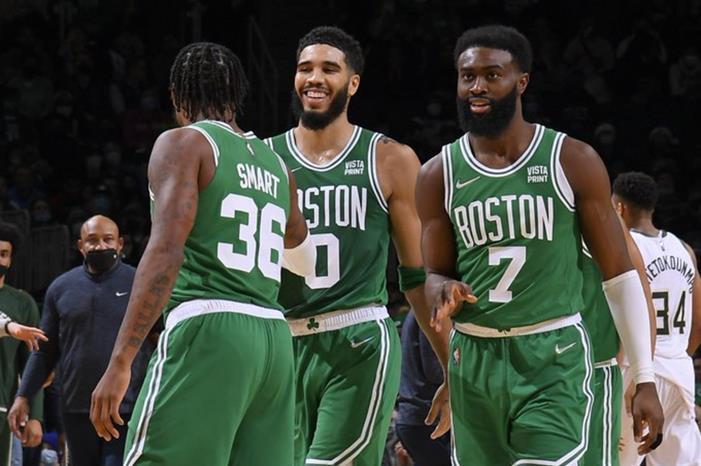 بوسطن يثأر من أتلانتا ويواصل سلسلة انتصاراته 5315572_1644787748