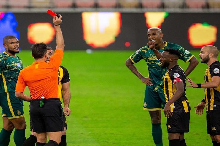 كشف مدة غياب تاليسكا عن النصر بعد بطاقة الاتحاد c8207748-0f56-4de6-95b0-1f3fa8839aed