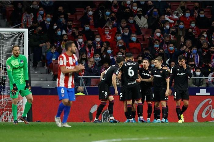 4156051-2022-02-16T191804Z_1988074859_UP1EI2G1HM2BW_RTRMADP_3_SOCCER-SPAIN-ATM-LVT-REPORT