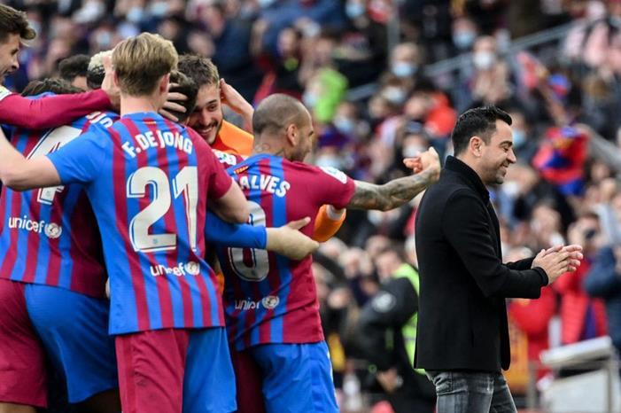 goal---image-w-crest--a256bb44-e4c5-4ba0-a66a-64b6ca5383de