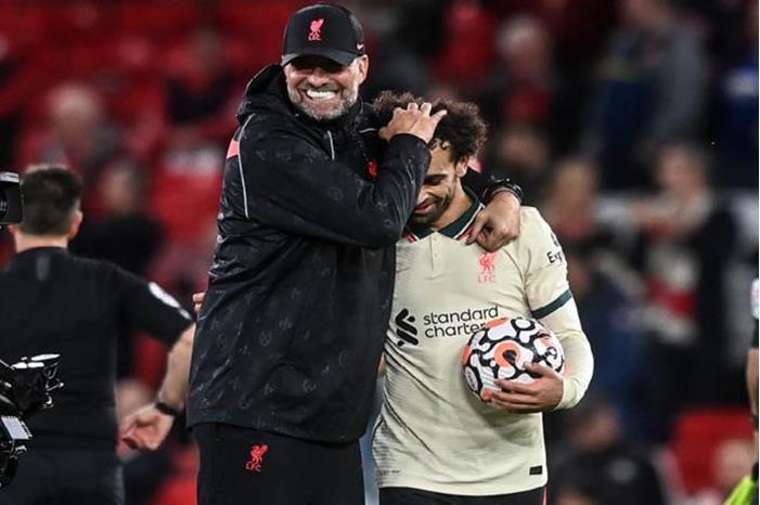 كلوب يتغنى بصلاح قبيل مواجهة هامة لليفربول في الدوري الإنجليزي 621096fa4236045b435155d7