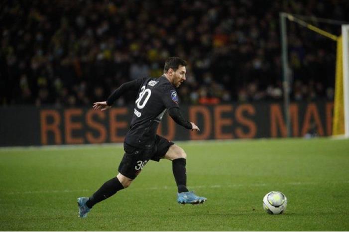 باريس سان جيرمان يسقط بثلاثية ٢٠٢٢٠٢٢٠_٠٠٥٢٢١