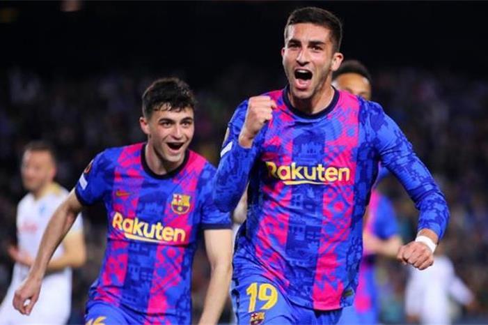 تشكيلة برشلونة المتوقعة أمام فالنسيا large